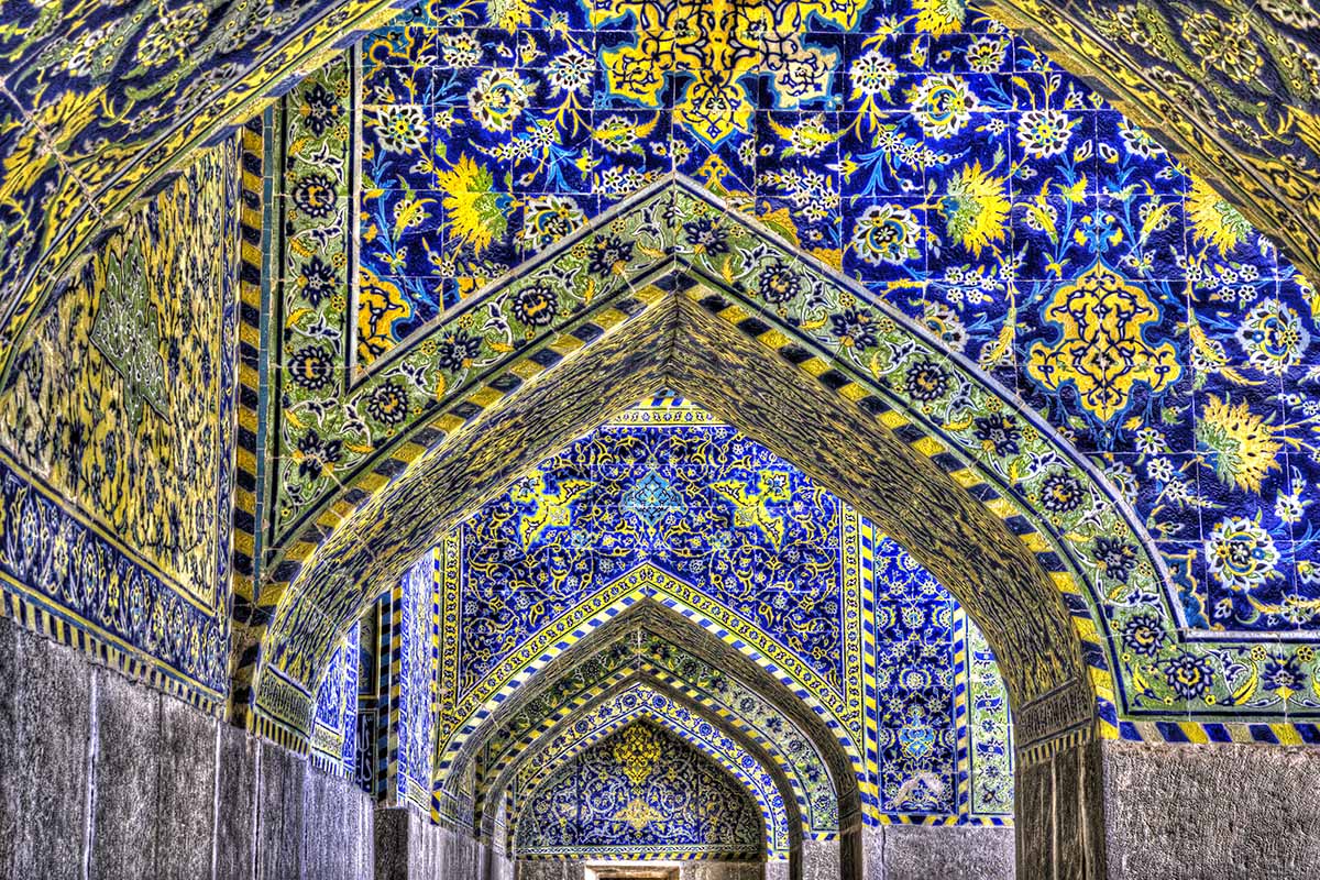 AP-017 Courtyard Shah Mosque. Isfahan, Iran.