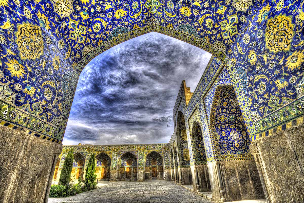 AP-018 Courtyard Shah Mosque. Isfahan, Iran.